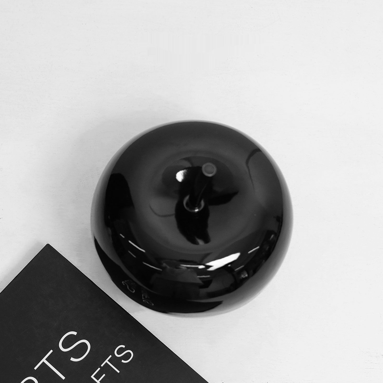 Modern Black Ceramic Apple – Minimalist Decorative Accent for Living Room or Entryway