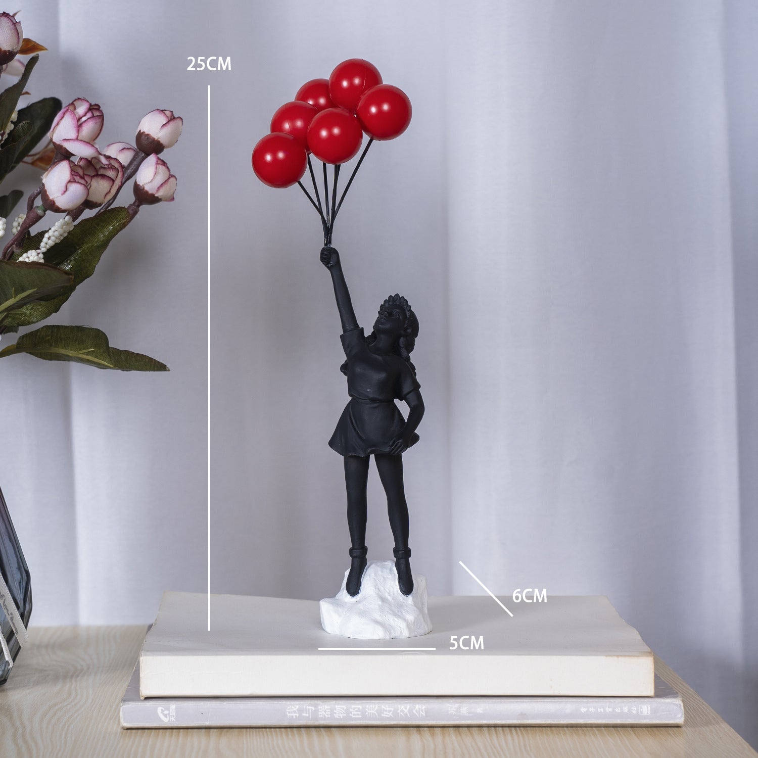 Balloon Girl Living Room Creative Resin Decorations