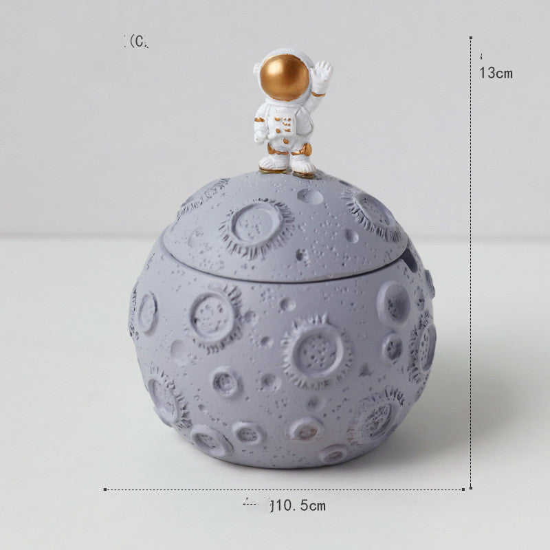 Creative Astronaut Vinyl Figurines – Desktop & Living Room Decorative Ashtrays (Multiple Designs)