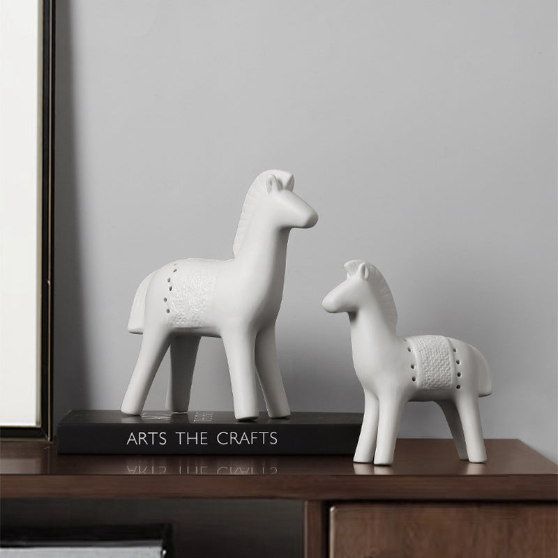 Modern Fashion Simple Ceramic Horse Ornaments Living Room Home Decorations