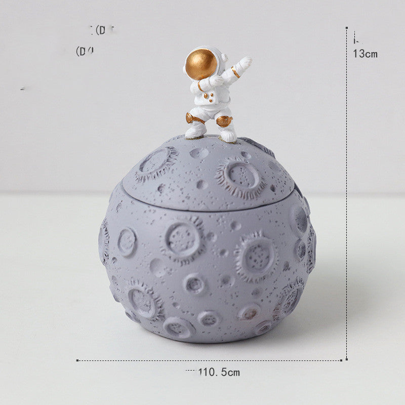 Creative Astronaut Vinyl Figurines – Desktop & Living Room Decorative Ashtrays (Multiple Designs)