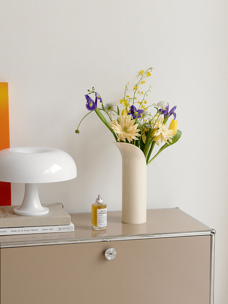 Simple Desktop Decorations For Living Room