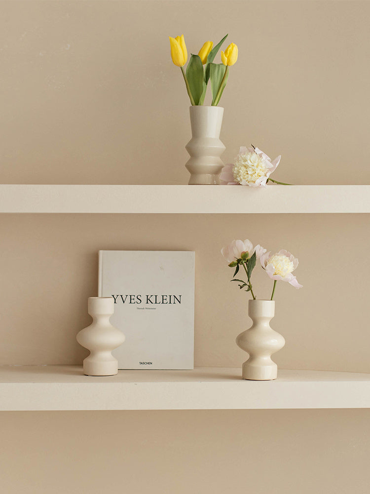 Ceramic Vase for Dried Flower Arrangements – Modern Tabletop Decoration for Living Room & More