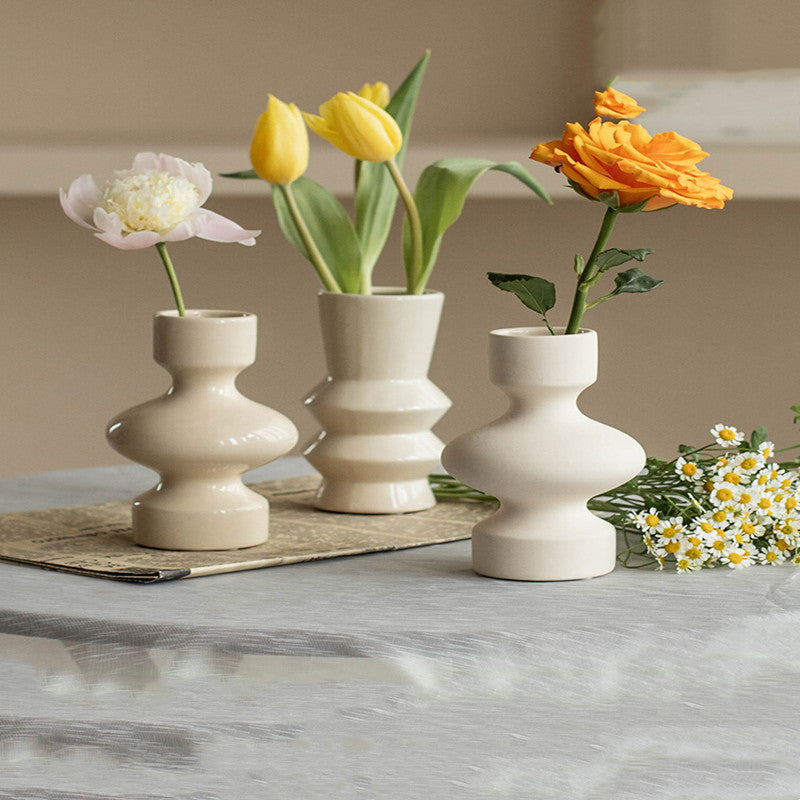 Ceramic Vase for Dried Flower Arrangements – Modern Tabletop Decoration for Living Room & More