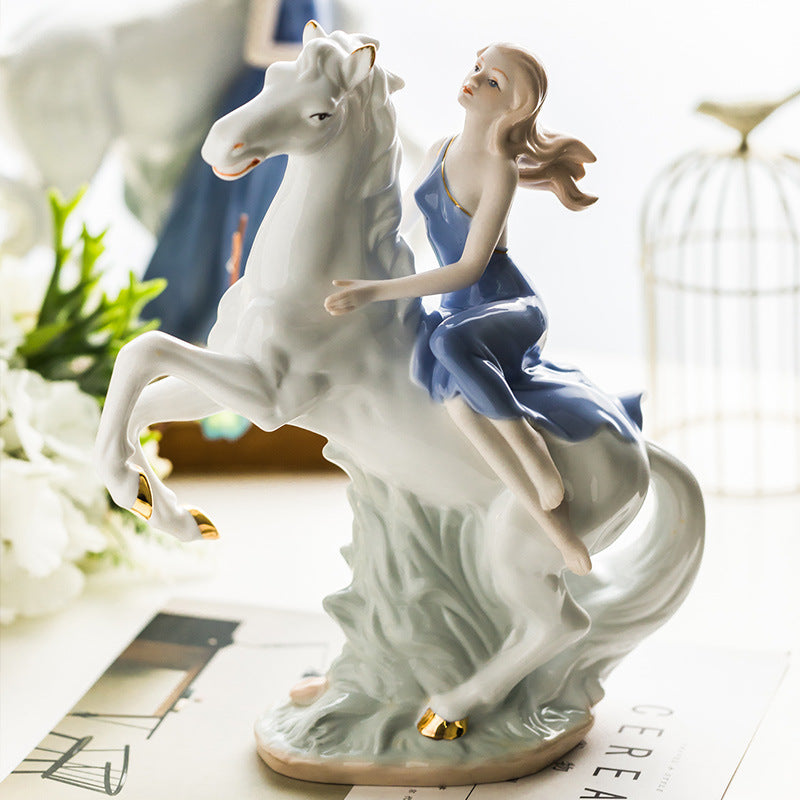 Fashionable Character Decorations, Living Room Decorations Have Been Successfully Opened