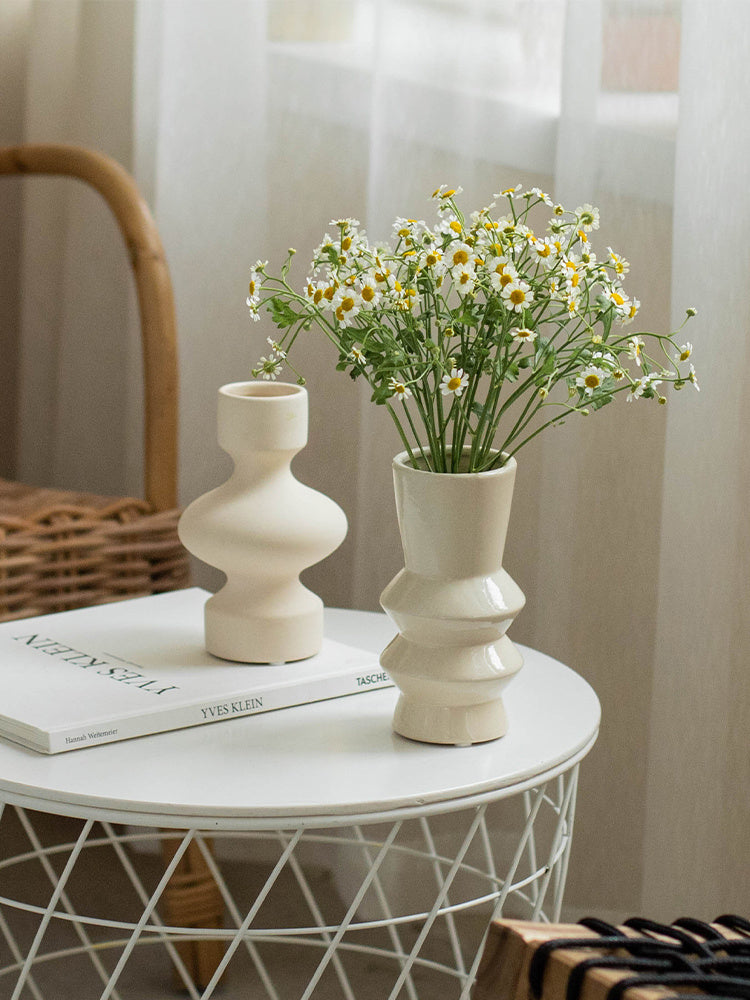 Ceramic Vase for Dried Flower Arrangements – Modern Tabletop Decoration for Living Room & More